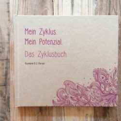 Zyklusbuch & Zyklusrad “Mein Zyklus. Mein Potenzial.”